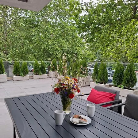 The Terrace Lounge By Rv Appartamento