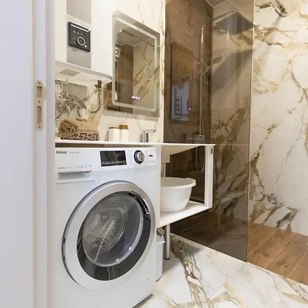 The Terrace Lounge By Rv Appartamento *