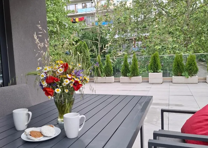 The Terrace Lounge By Rv Daire