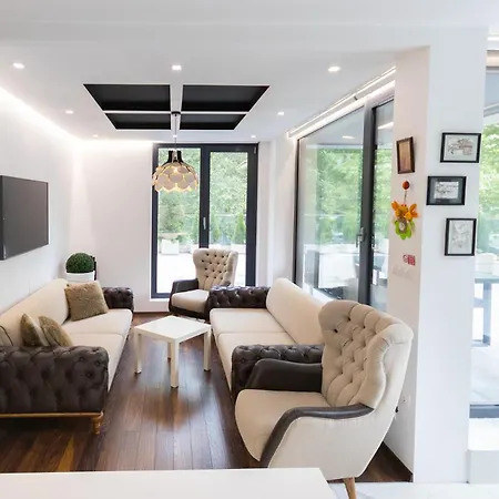 Apartament The Terrace Lounge By Rv Warna