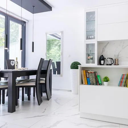 The Terrace Lounge By Rv Apartament